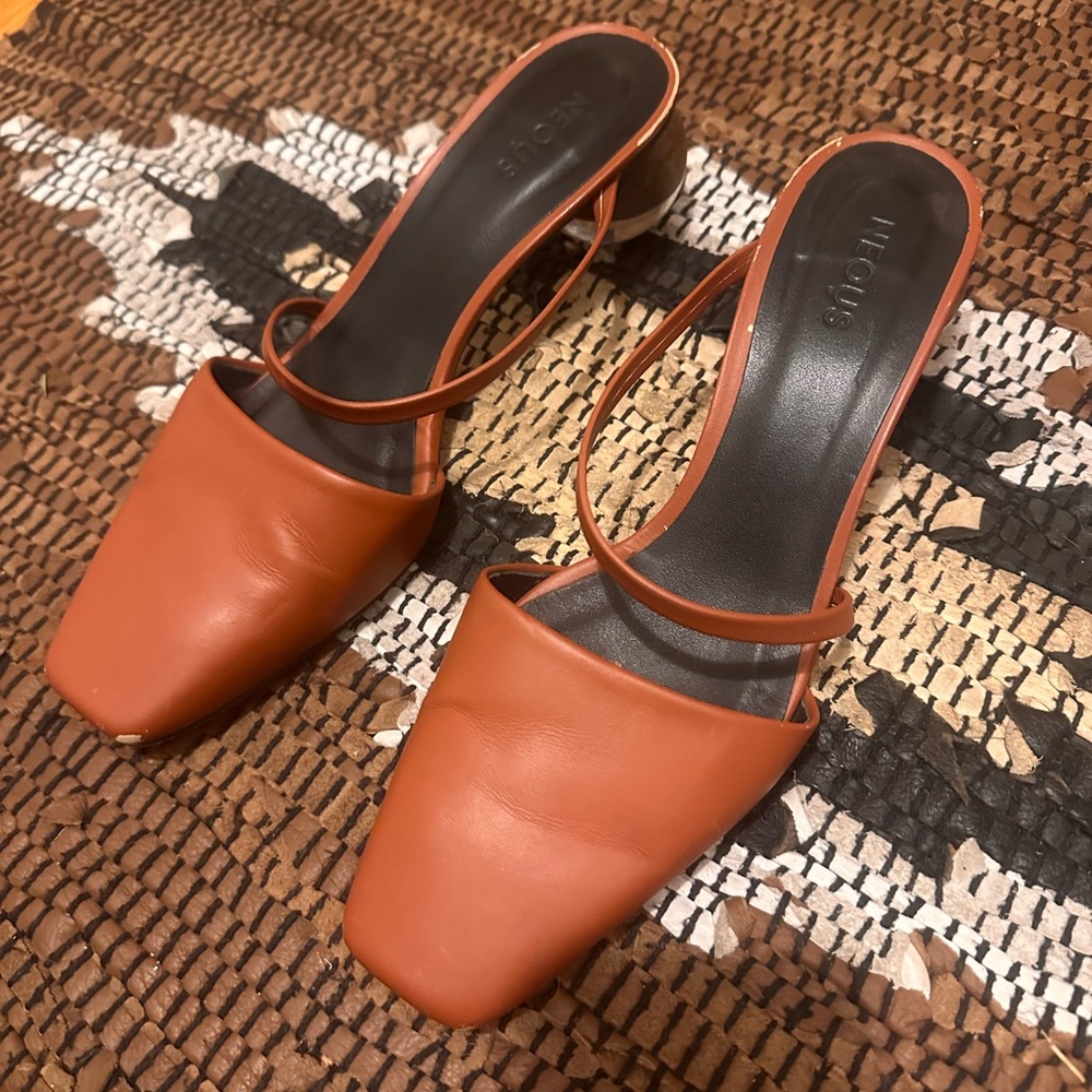 Neous sphere heel mules